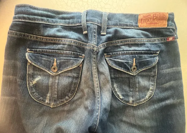 Lucky Brand Jeans | ladies cropped jeans. Size: 4/27 - Image 5