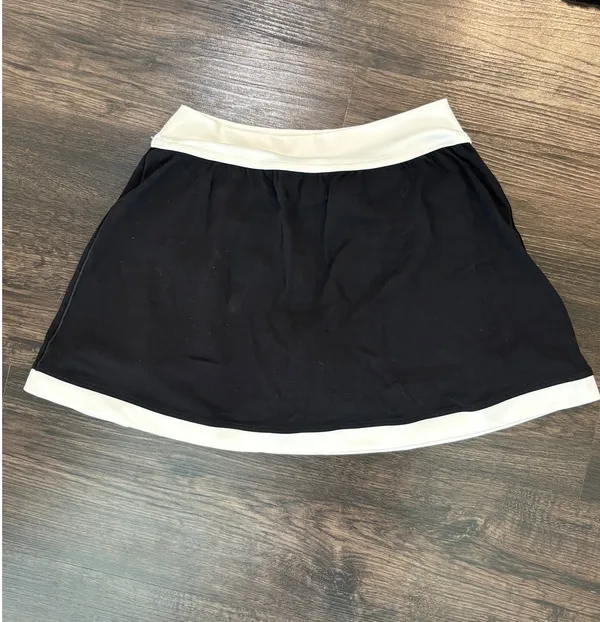 Aerie black/white athletic skirt - Image 2