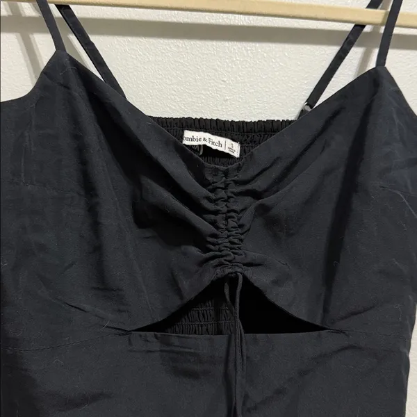 Abercrombie and Fitch Black Cut Out Crop Top Size Small - Image 3