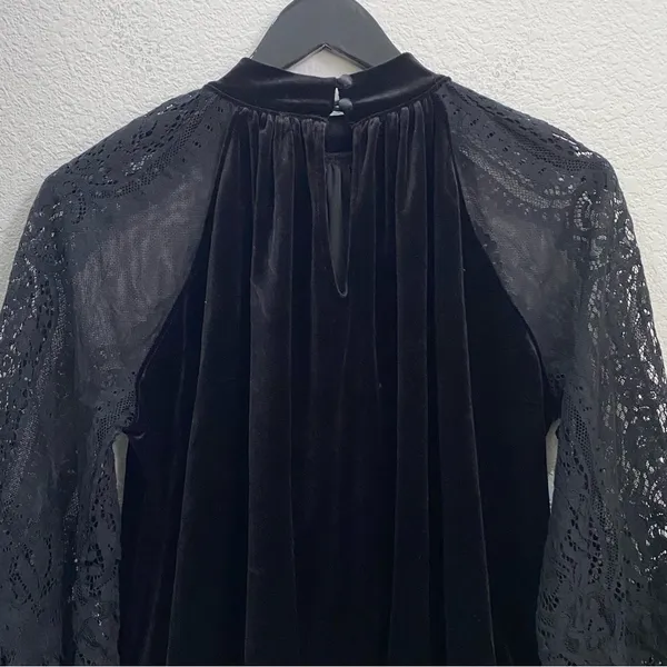Free People Dream Team Black Velvet Lace Blouse Sz S - Image 8