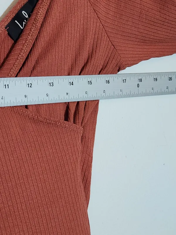 Lulus Rust Red Surplice Ribbed Knit Top Size Medium NWT - Image 6