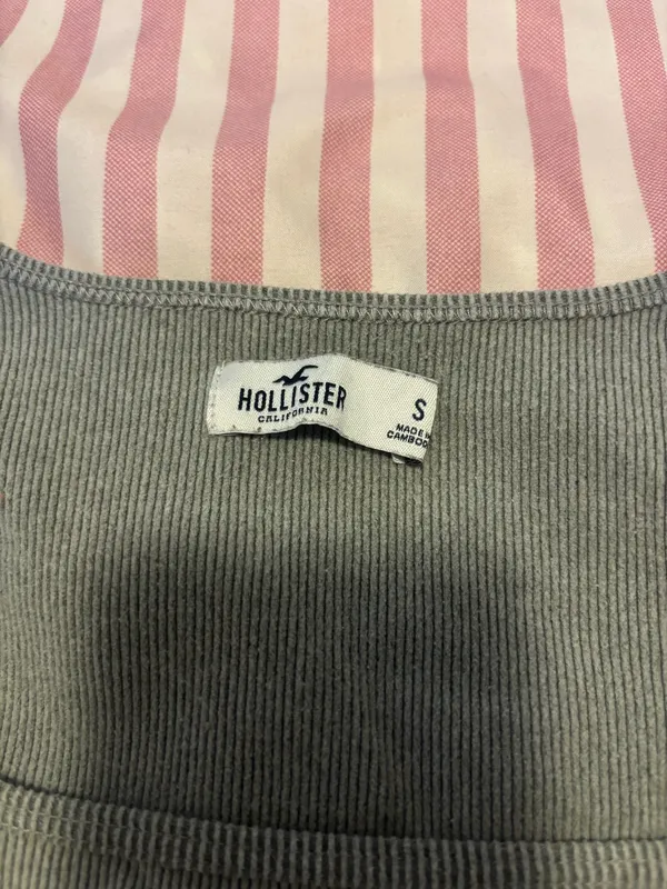 Hollister Long Sleeve - Image 2