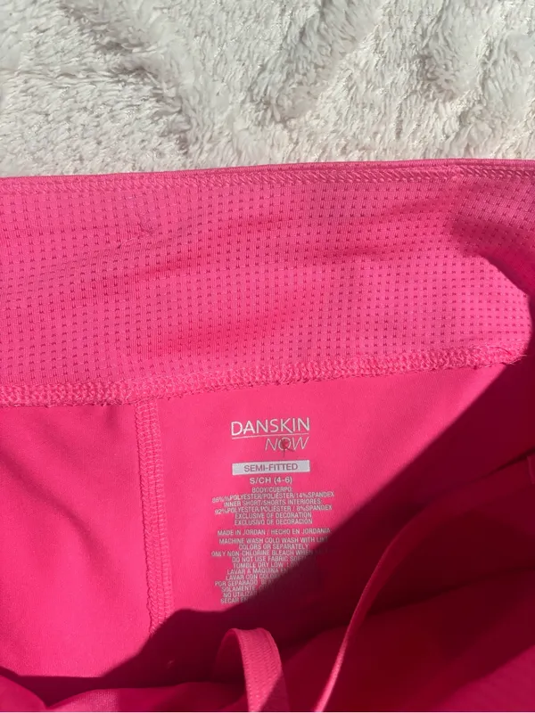 Da skin small pink athletic skirt - Image 5