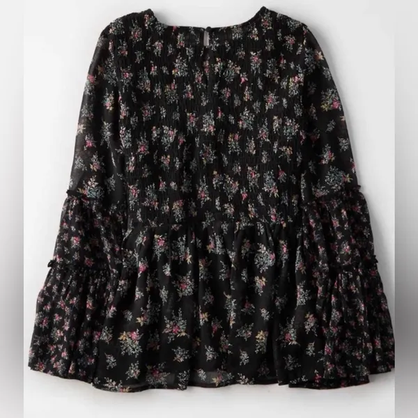 American Eagle Dark Floral Smocked Bell Sleeve Top Whimsigoth Fairy 70s Blouse M - Image 3