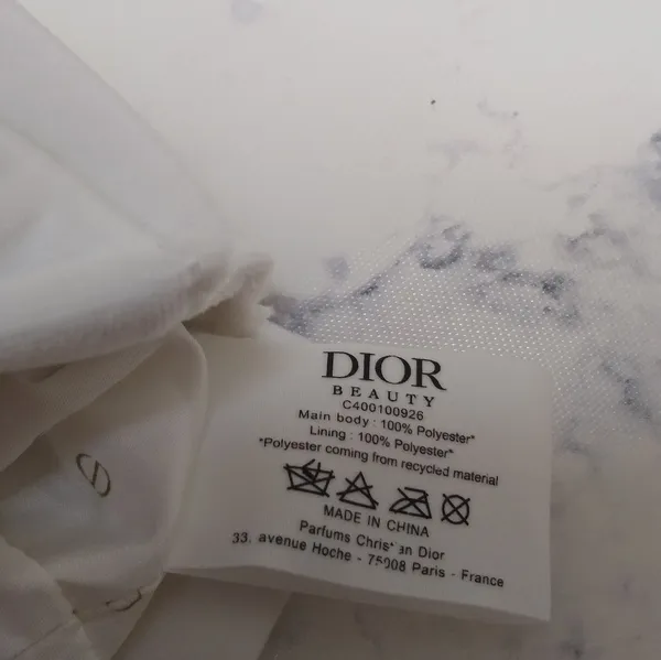 DIOR White Velvet Beauty pouch With Gold Dior Logo Limited Edition New No Tag - Image 7