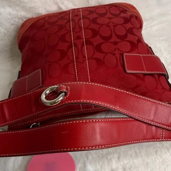 y2k Coach Vintage Soho Red Jacquard Shoulder Bag Crossbody - Image 7