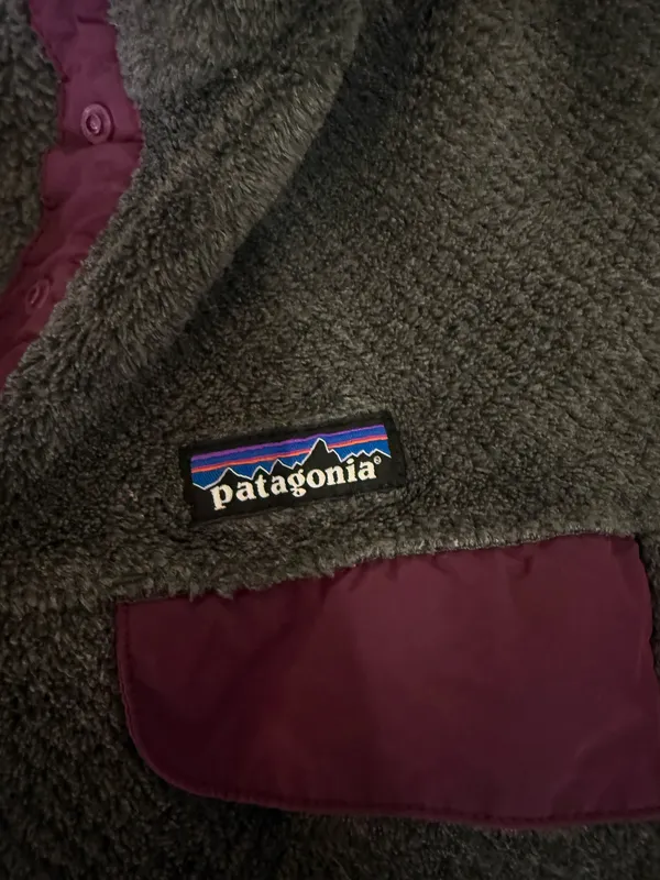 Women’s Patagonia Pullover - Image 5