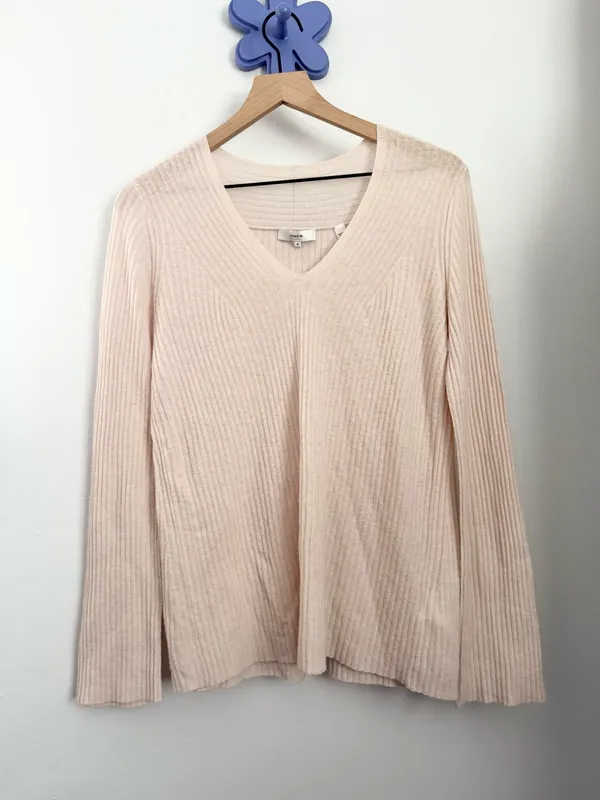 Vince‎ Medium V-neck ribbed wool cashmere blend sweater cream beige sheer - Image 2