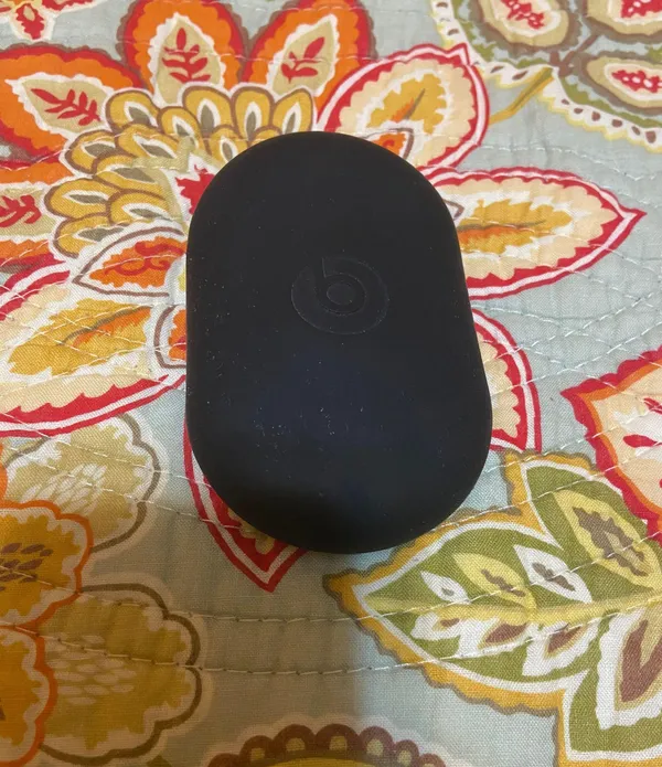 Beats Flex In Ear Earbuds - Image 2