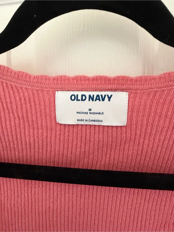 Old Navy Dried Rose Sweetheart Long Sleeve Knit Long Sleeve Size Medium - Image 3
