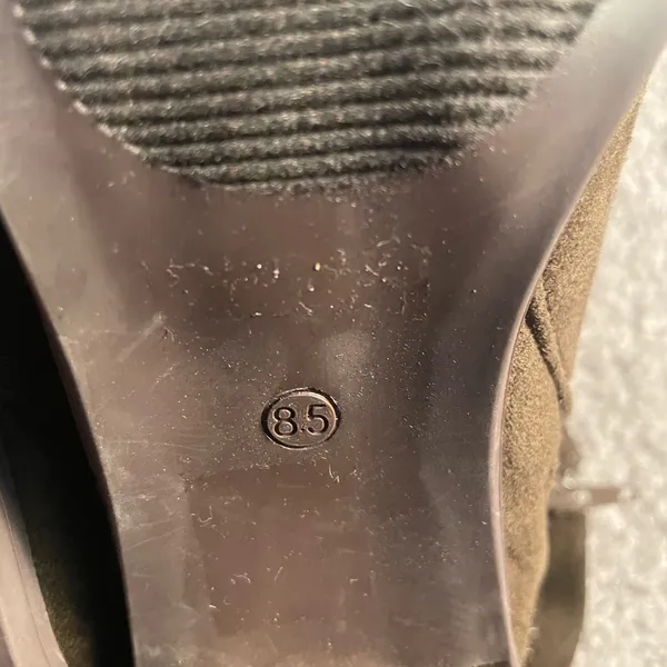Lulus boots heeled zippered 8.5 - Image 4