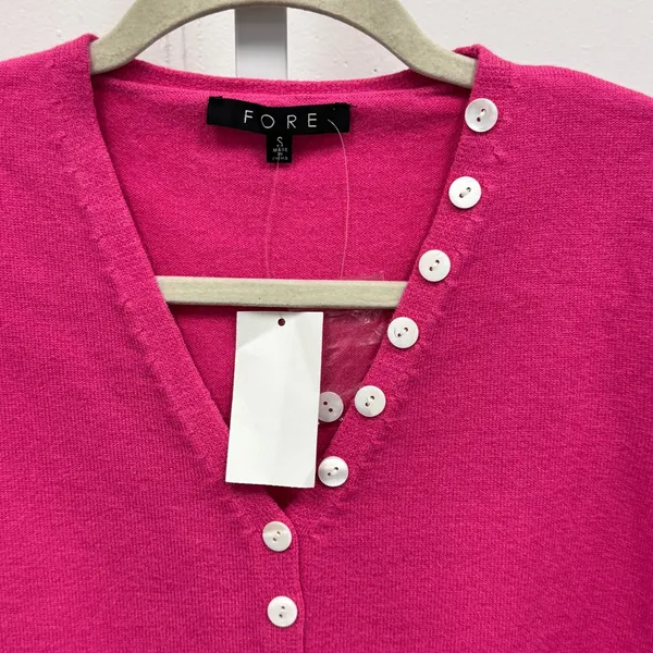 NWT FORE Pink Short Sleeve Asymmetrical Faux‎ Button Front Sweater T12708 Small - Image 3