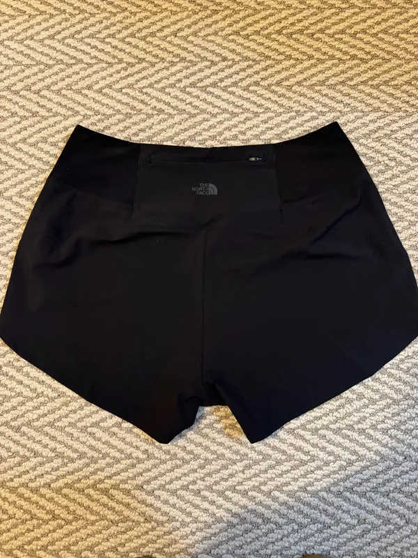 Black north face shorts - Image 2