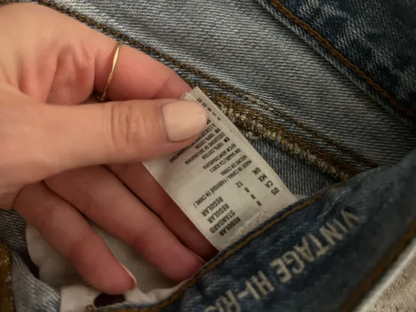 American Eagle Jeans - Image 3