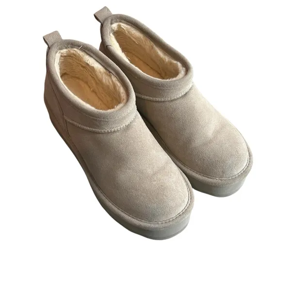 Bearpaw Size 9 Retro Super Shorty Platform Bootie Mushroom Beige Fur Lined Suede - Image 2