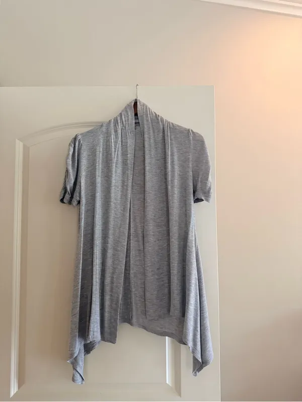 Light Gray Open Front Women’s Draped Cardigan Size 6 - Image 2