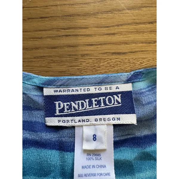 Pendleton Women 100% Silk Sleeveless Blue Size 8 Lightweight‎ Shirt Top Classic - Image 3