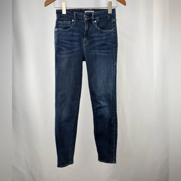 Good‎ American Good Leg Crop in Blue 260 Size 0 or 25 - Image 5