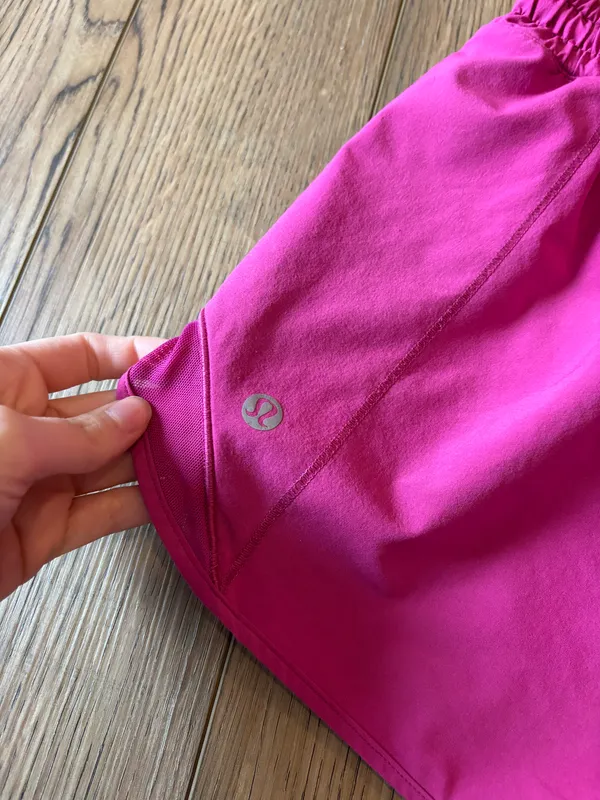 Lululemon Hotty Hot Shorts - Image 4