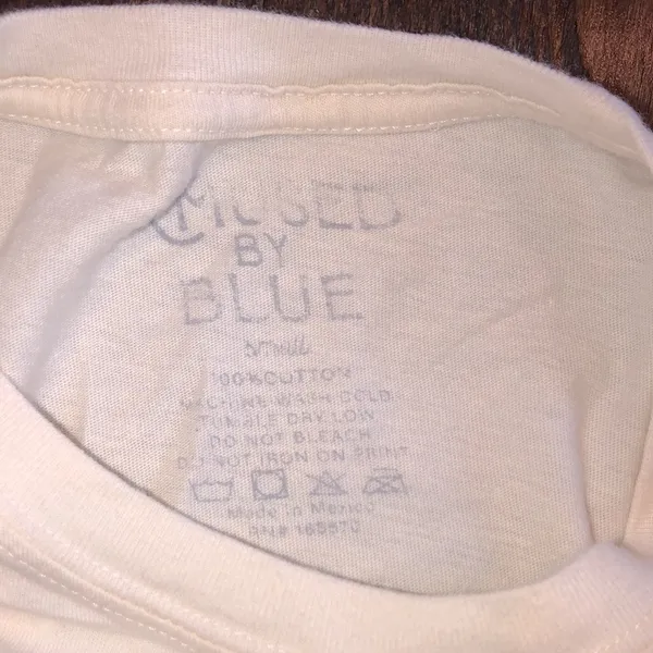 Amused by blue graphic T-shirt cotton fabric size small chase dreams not cowboys - Image 4