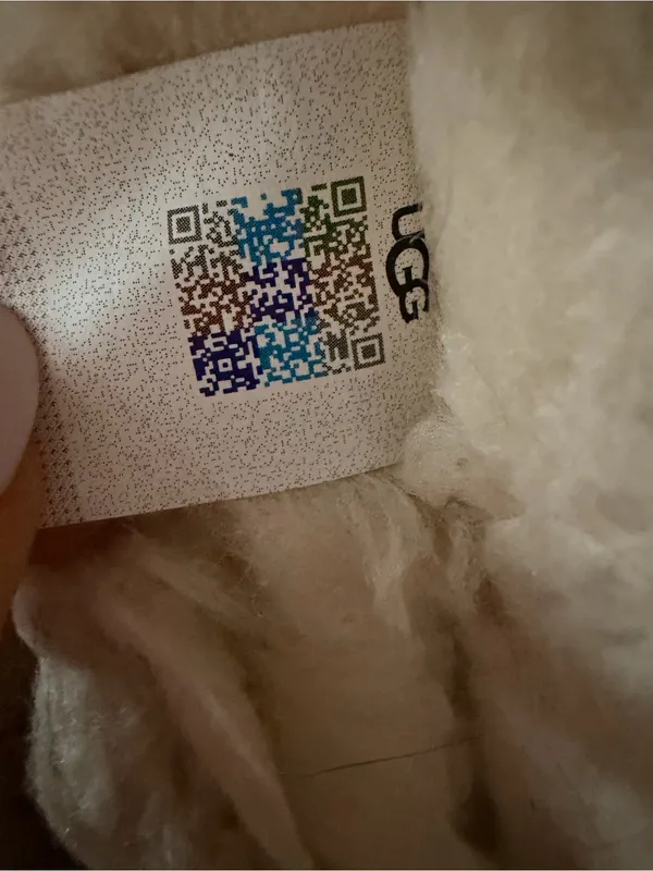 UGG Tasman Maxi Curly Slippers – Women’s Size 8 - Image 8