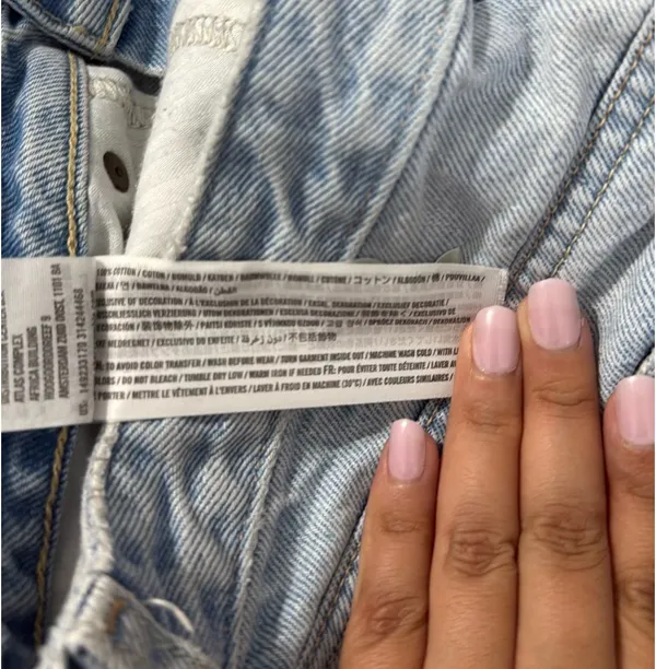 Abercrombie High-Rise Jean Shorts - Image 5