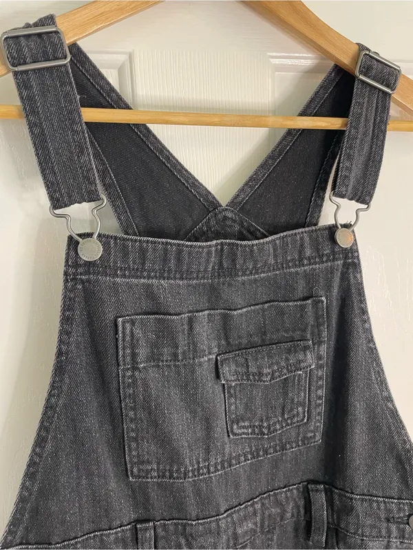 Universal Thread Black Denim Wide-Leg Overalls Button Sides Size 4 retro grunge - Image 7
