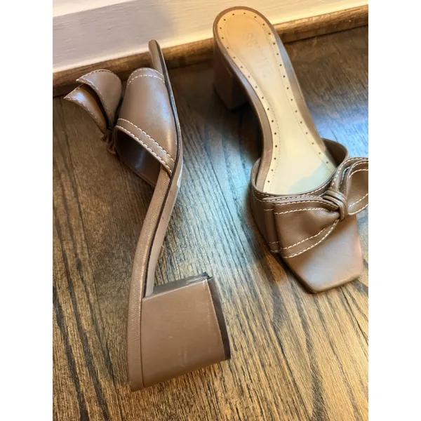 Schutz Brienne Heeled Bow Sandal Women's Size 7B - Image 4