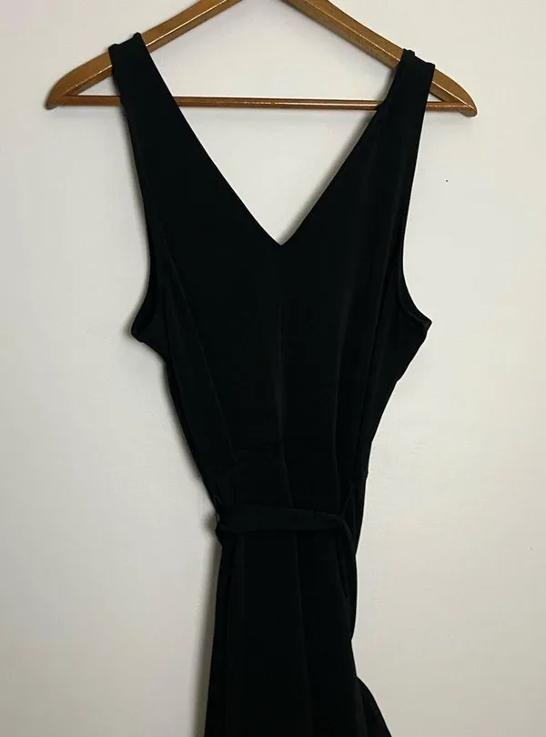 BANANA REPUBLIC Black Sleeveless V-neck Knit Midi Dress - Image 6