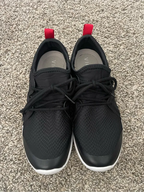 Women’s Vionic Storm Sneakers Black White Red Size 6.5 - Image 3
