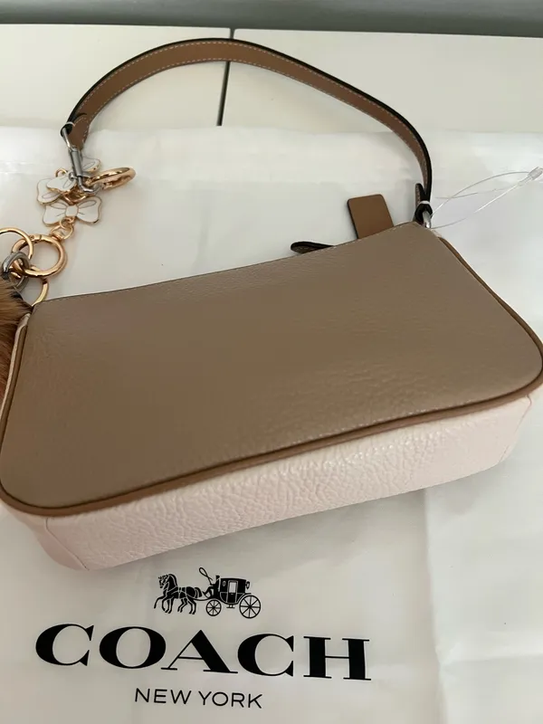 Coach Nolita 19 - Image 6