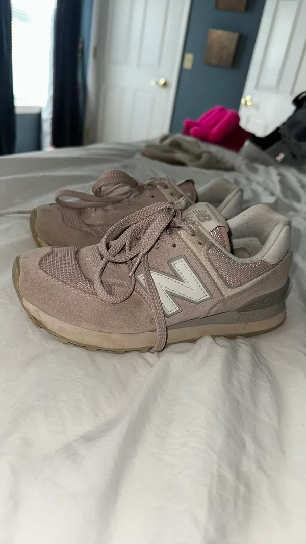 Pink New Balance 574 Sneakers - Image 4