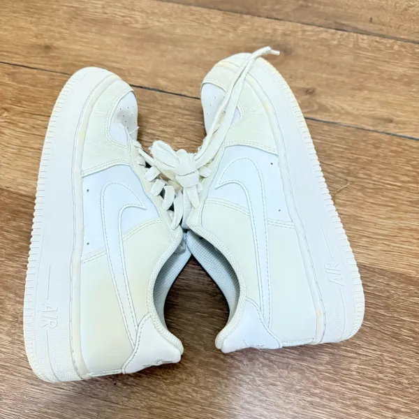 Nike Air Force 1 Low Triple White Women’s Sneakers Size 5.5 - Image 4