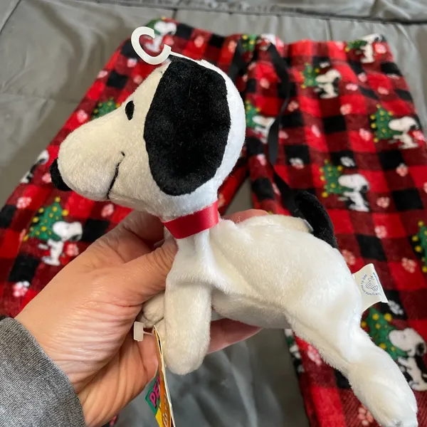 Peanuts Women's Christmas Snoopy Red Pajama Pants with Plush Toy - Image 3