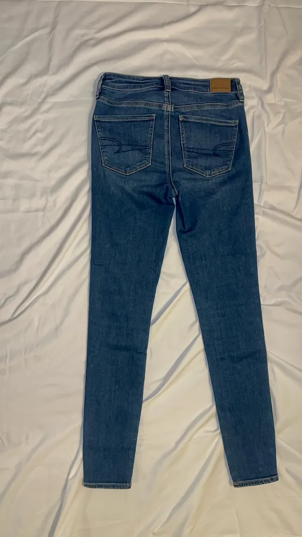 American Eagle Hi-Rise Jegging Jeans Size 4 Regular Medium Wash - Image 3