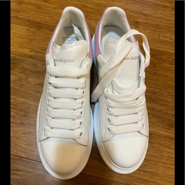 Alexander McQueen Oversized Sneaker size 39 - Image 2