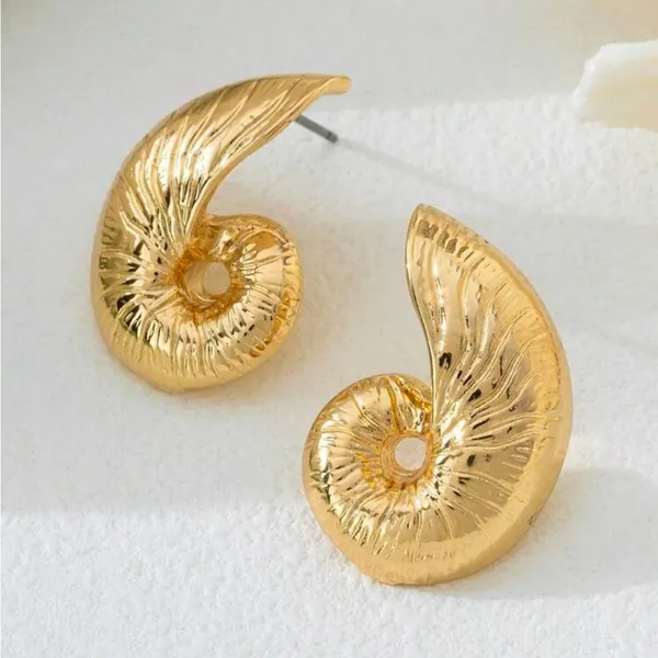 Gold Shell Earrings - Image 2