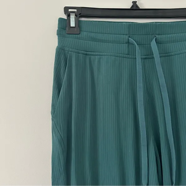 Lululemon Ready To Rulu Ribbed Joggers High Rise 24in Casual Green Jasper 6 - Image 4