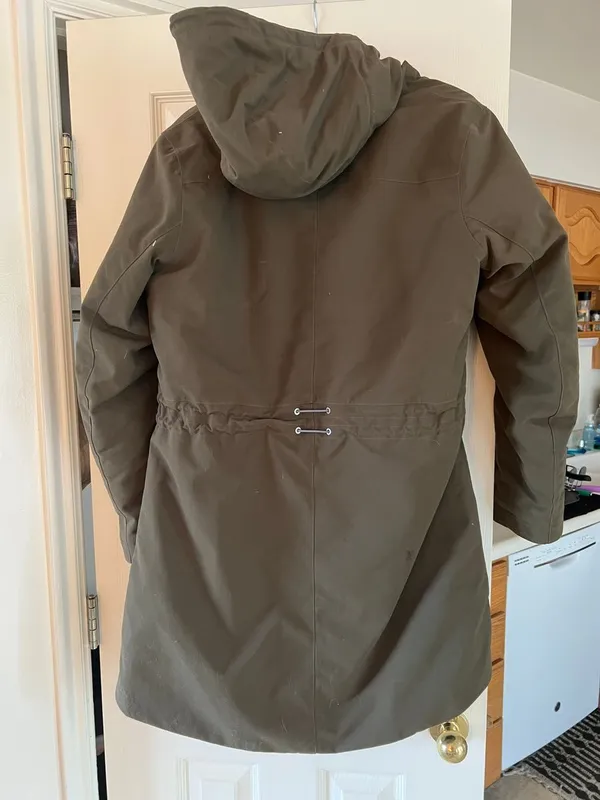 Helly Hansen Green Parka - Image 2