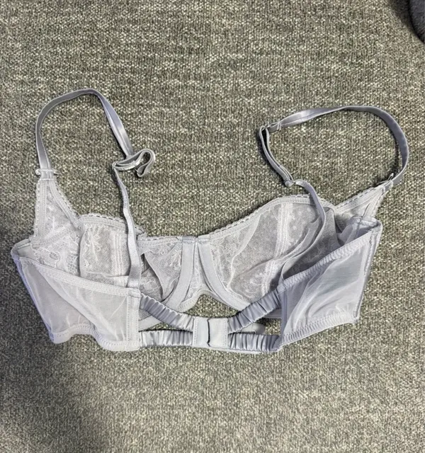34C Lace Victoria's Secret Bra - Image 3