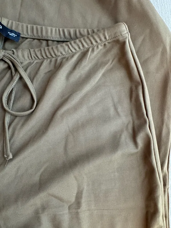 Lounge set from Mango with asymmetrical top - Image 5