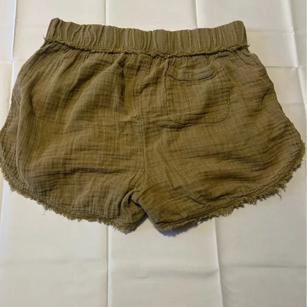 Daily Practice Anthro Olive Green Gauzy Cotton Distressed Beach Shorts Size S - Image 3