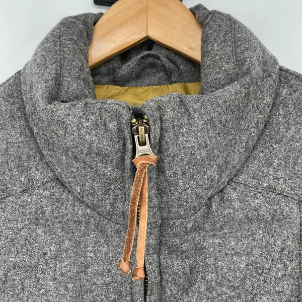 Eddie Bauer Yukon Women's M Gray Wool Blend 550‎ Fill Goose Down Puffer Vest - Image 3
