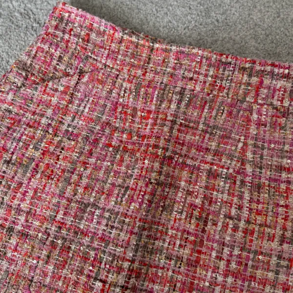 Chicwish SEQUINS TWEED BUD MINI SKIRT IN PINK Size Small NWOT - Image 4