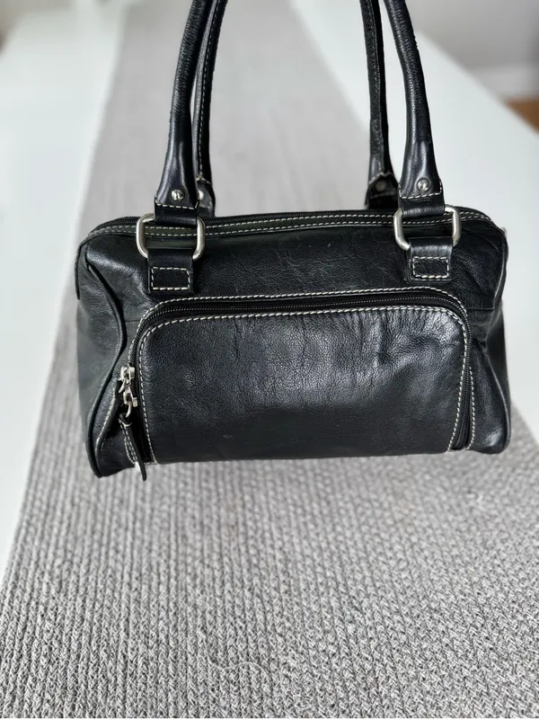 Vintage Y2K Wilson’s Leather Black Leather Purse with Oversized Silver Buckle - Image 5