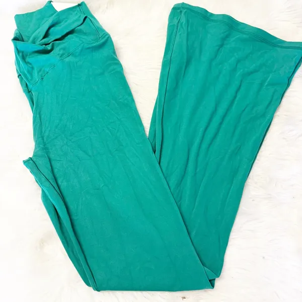 OFFLINE by Aerie Real Me Hi-Rise Flare Leggings Green NWT Size M - Image 7