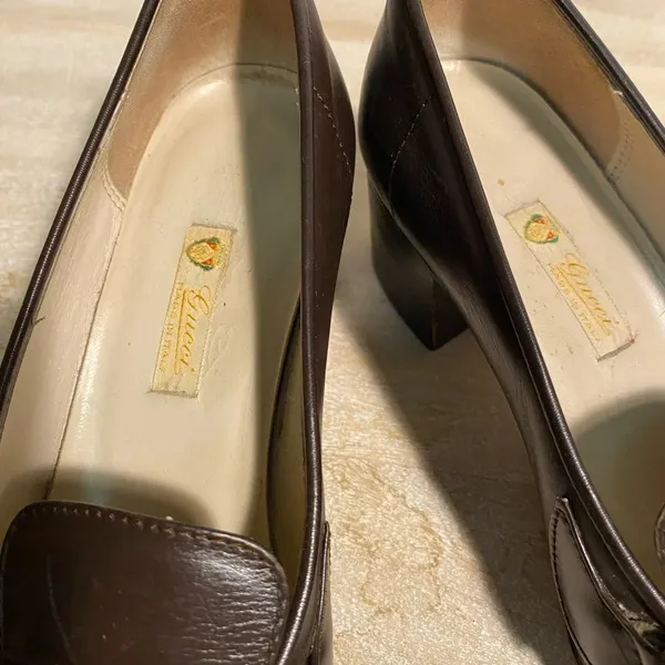 Vintage Gucci 70’s brown leather loafers w/ block heel. Size 35.5. Gold accent - Image 3