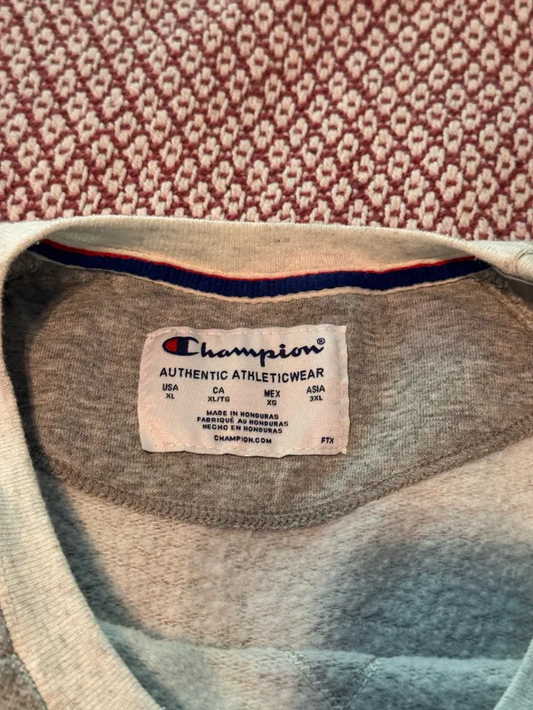 Champion Crewneck - Image 2