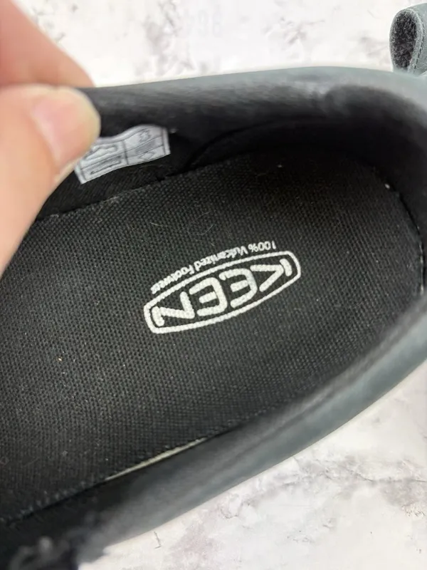 *Keen Timmons Slip On Shoes Womens Size 7 Black Leather Comfort Casual Outdoor - Image 11