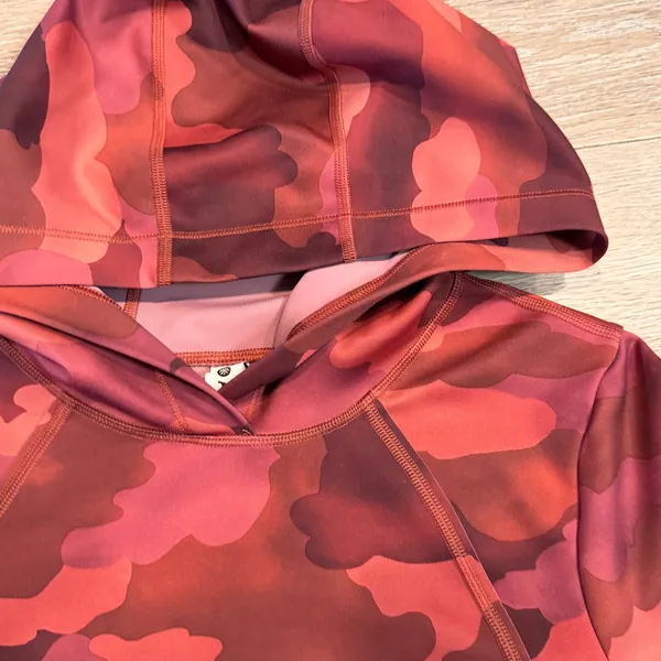 Athleta Pinnacle Red Camo Hoodie Athletic Performance LS Shirt Top XXSmall‎ XXS - Image 3